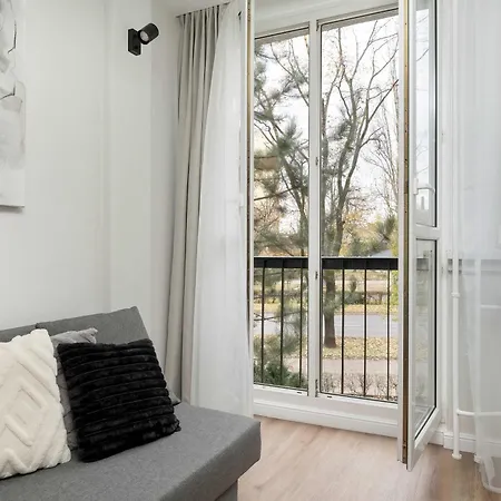 아파트 Beautiful For 4 People By Renters