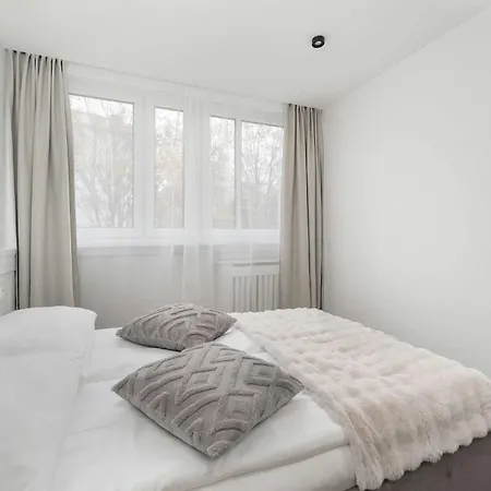 Beautiful For 4 People By Renters Appartement *
